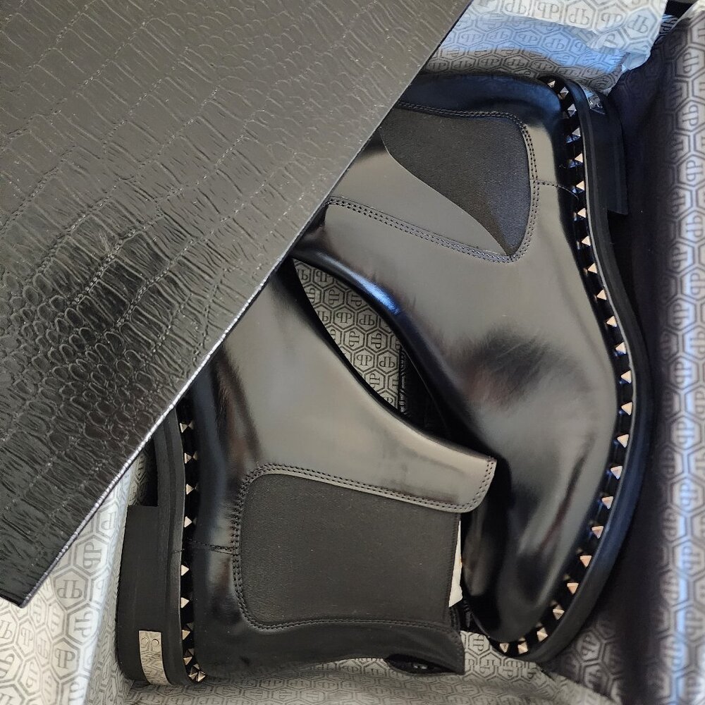 NWT - Philipp Plein Mid Flat Boots Bold Meets Luxe ⚡🖤(#88) - Picture 2 of 11